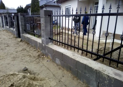 kovácsoltvas kerítés Debrecen