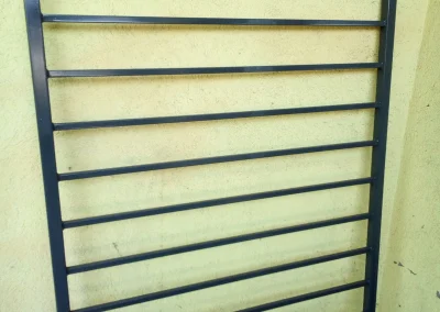 modern acélkerítés debrecen